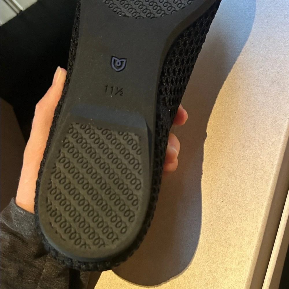 NIB Rothy's the ballet flat in noir mesh Black and Tan Flats size 11.5 - Picture 9 of 10